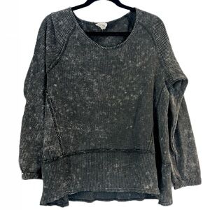 Cozy Long sleeve women’s waffle shirt. Dark grey. Size large